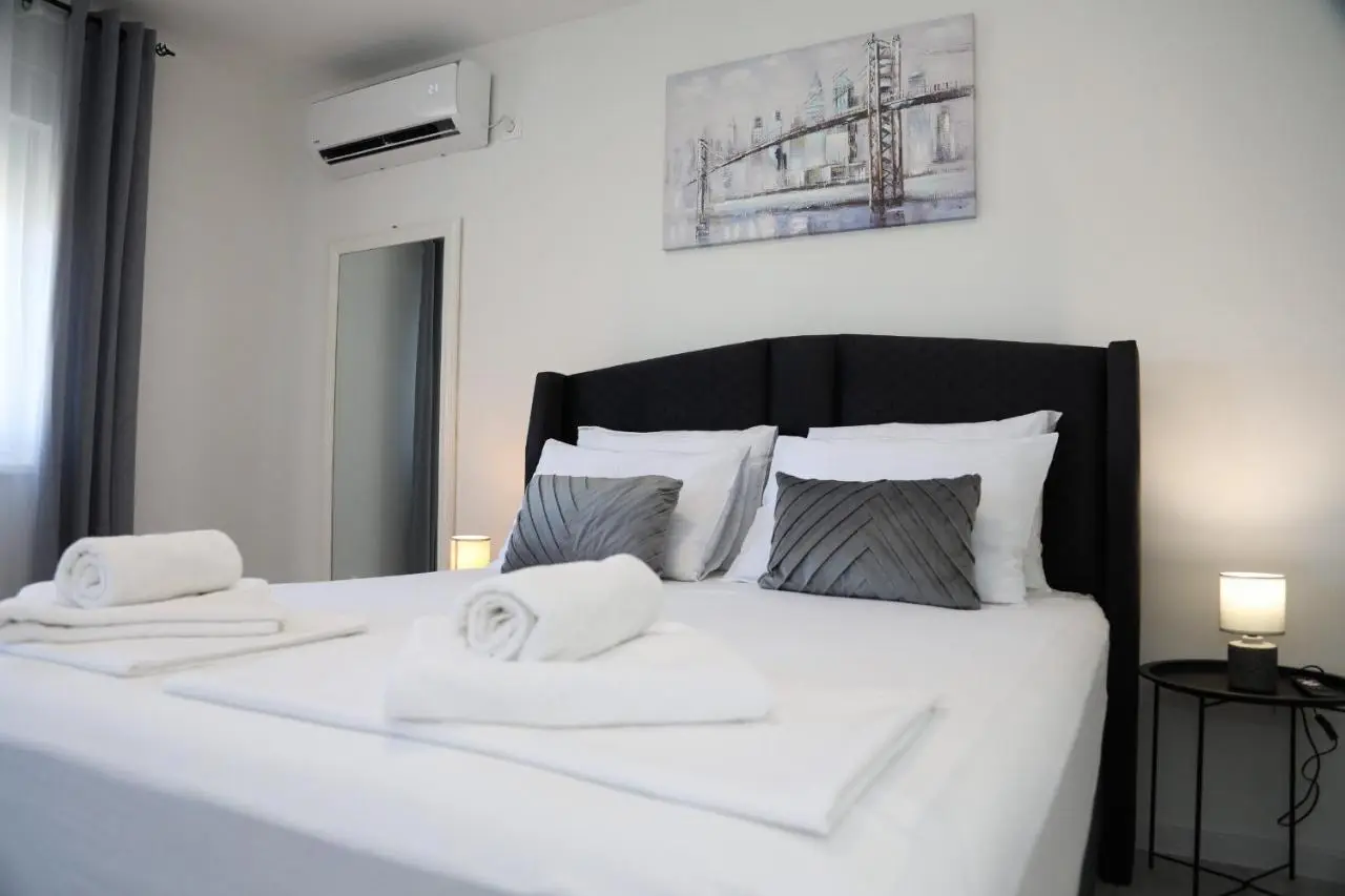Apartman Keman