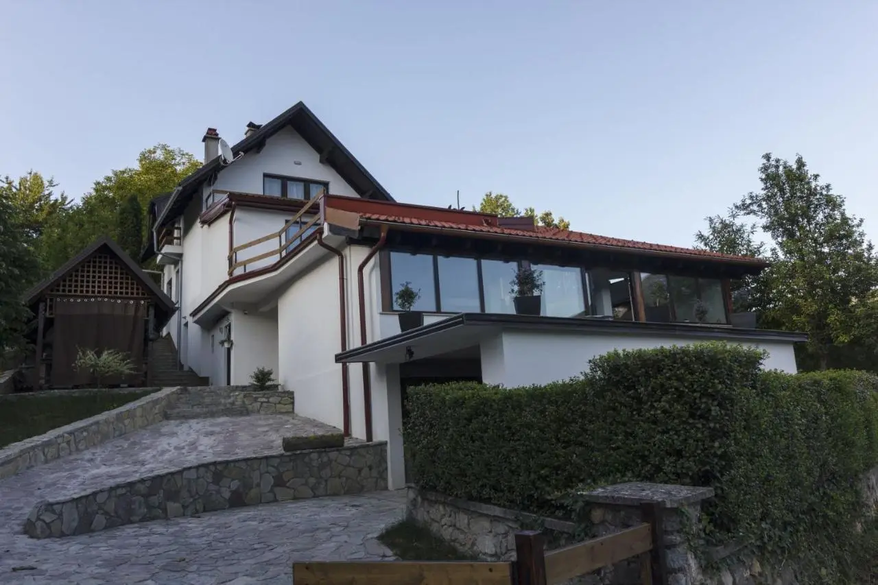 R&J's Home