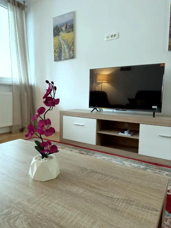 Old Square Apartment - Old Town