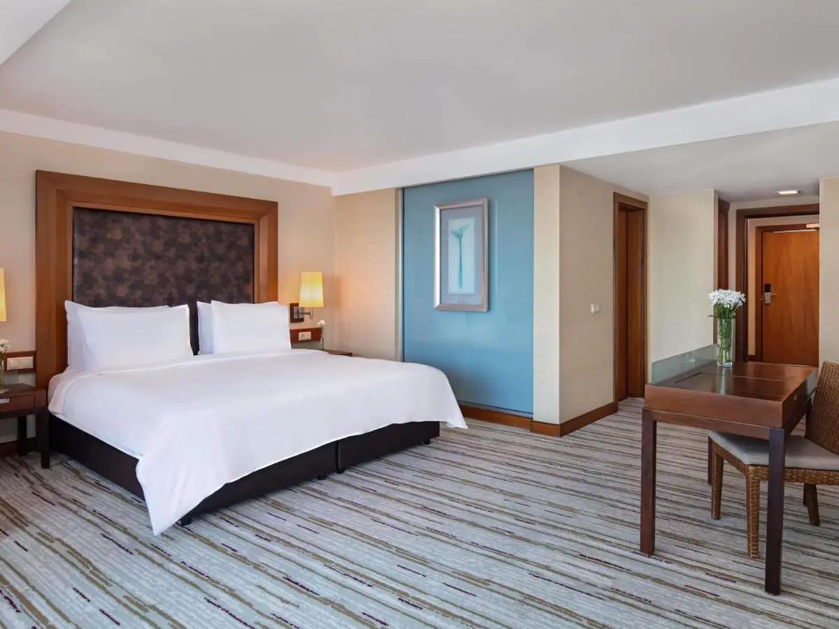 Rixos Sungate - The Land of Legends Access