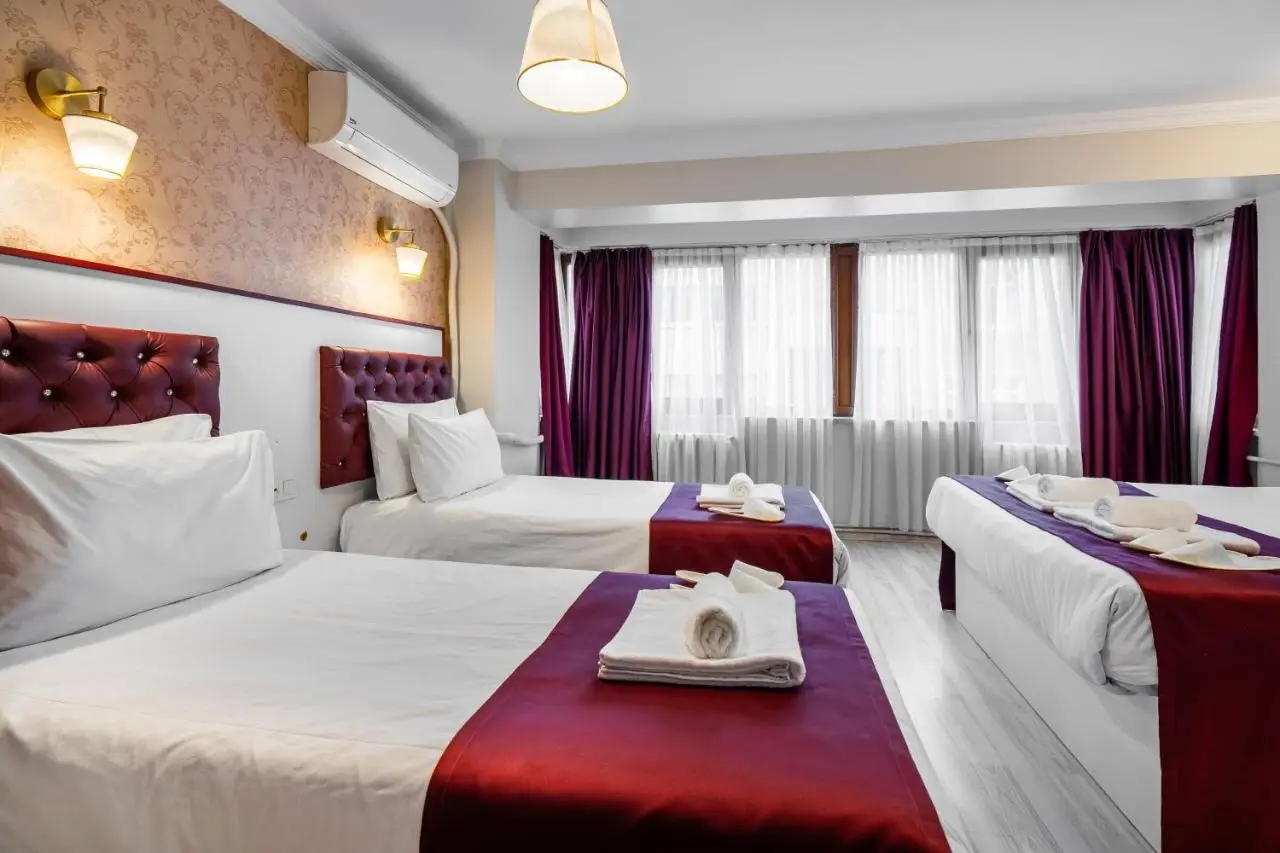 Cihangir Palace Hotel
