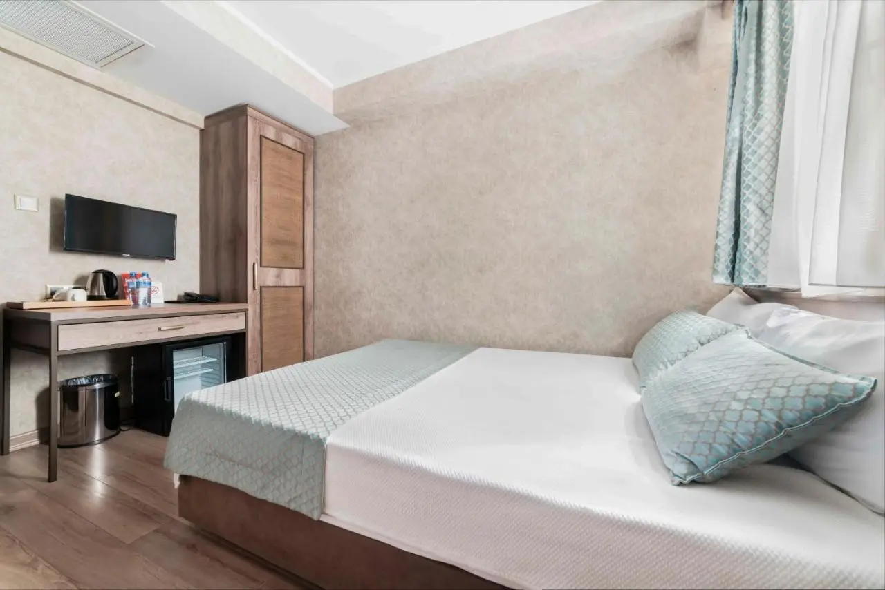 Castle Franco Suites