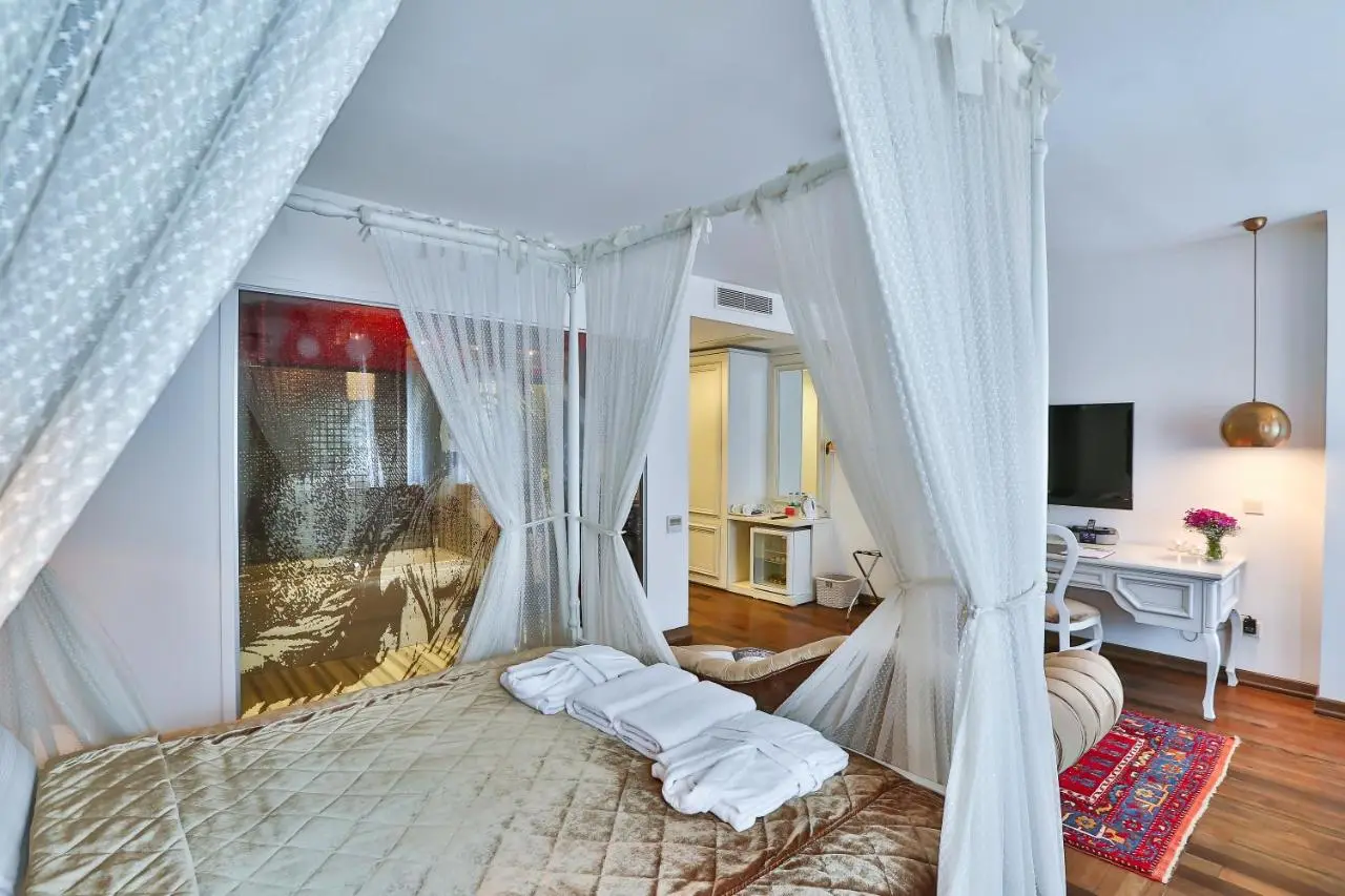 Senatus Hotel - Special Class