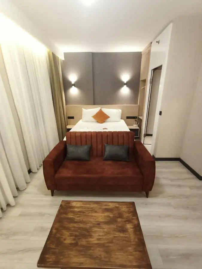 NEW FALCON Palas OTEL