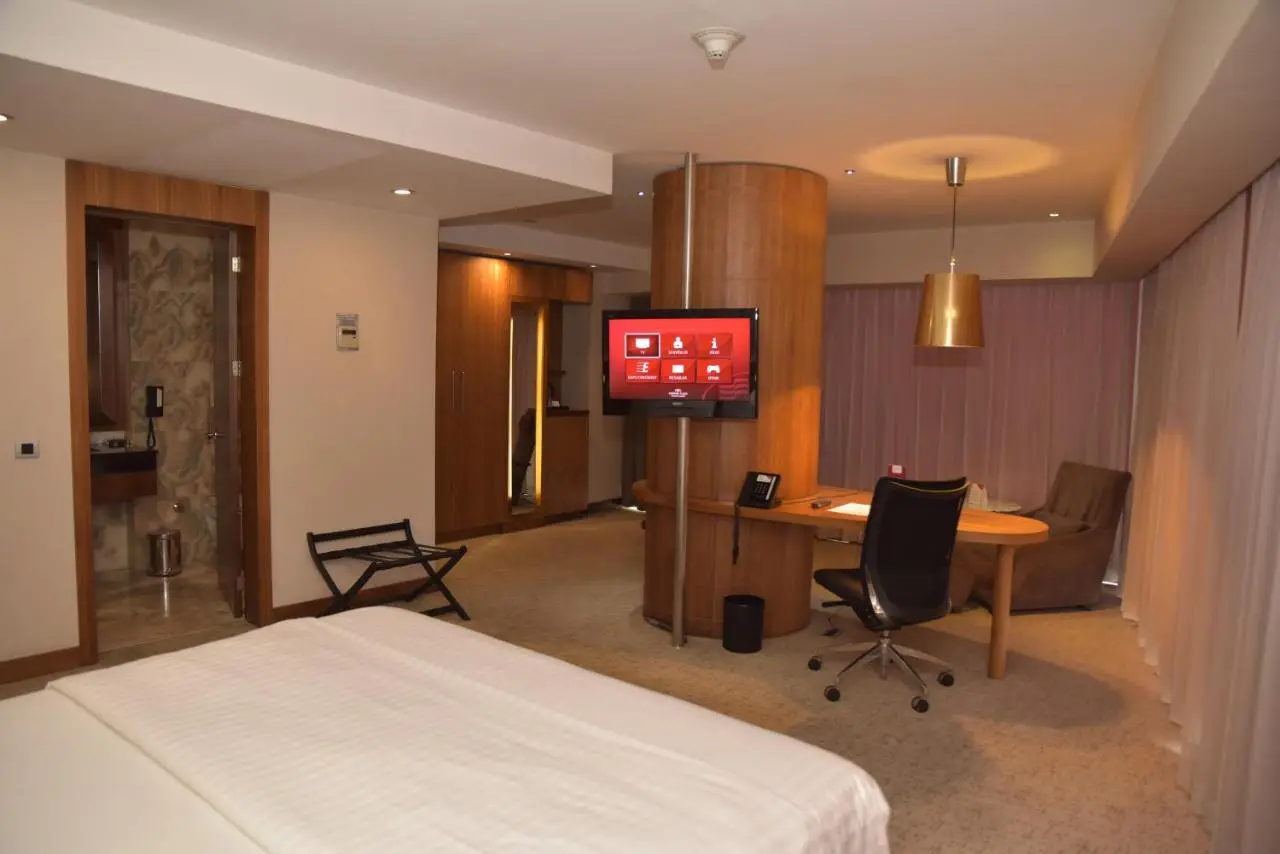 Crowne Plaza Istanbul Harbiye by IHG