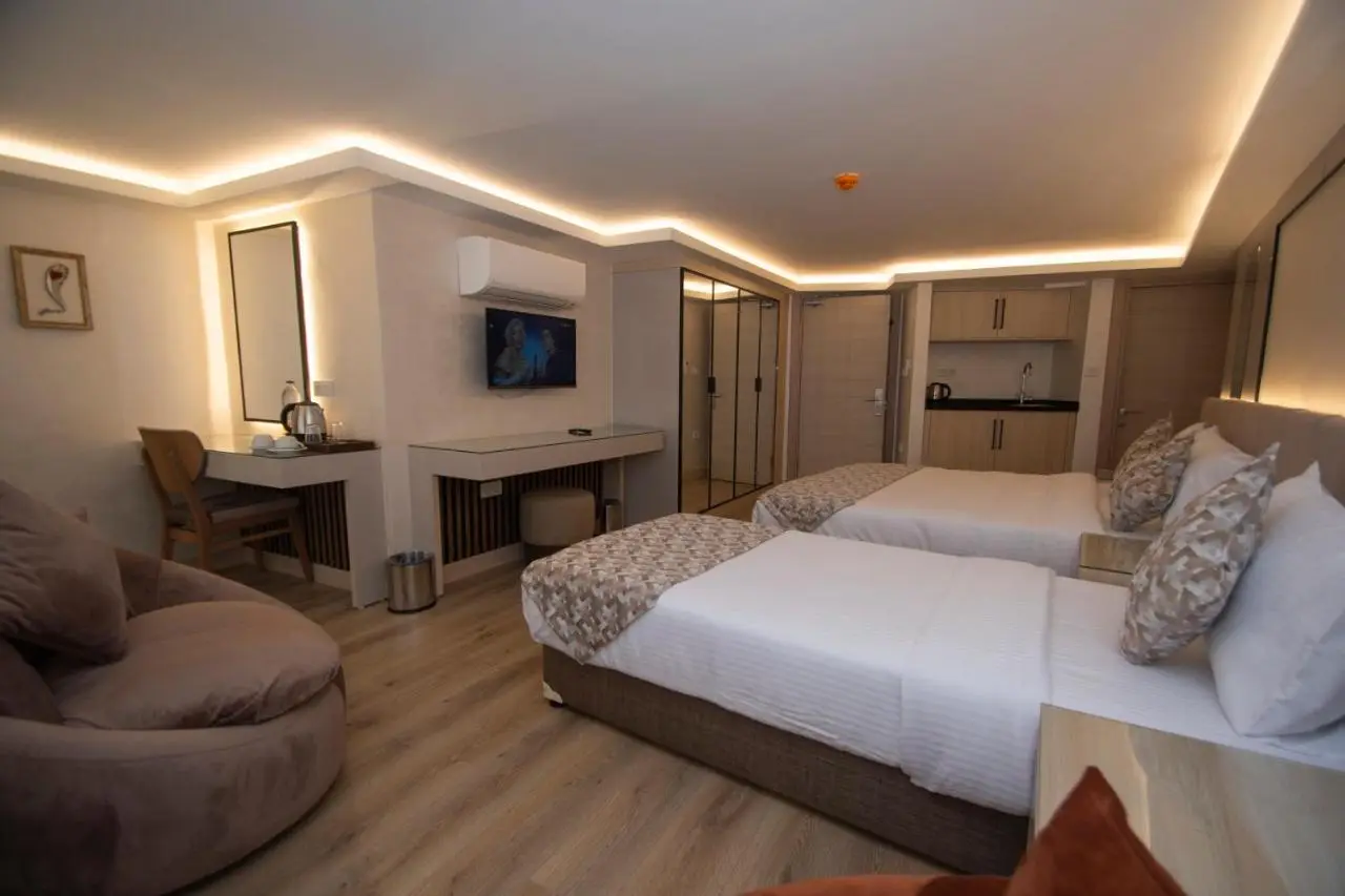 Vera Life Hotel