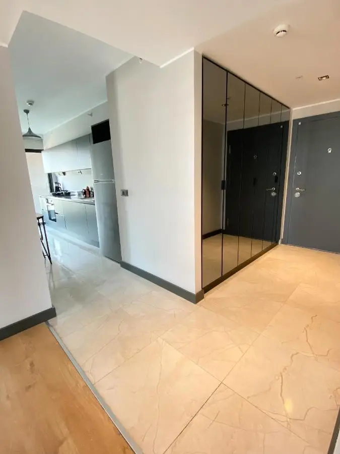 Luxury Duplex with Terrace Apartment by Siena Suites