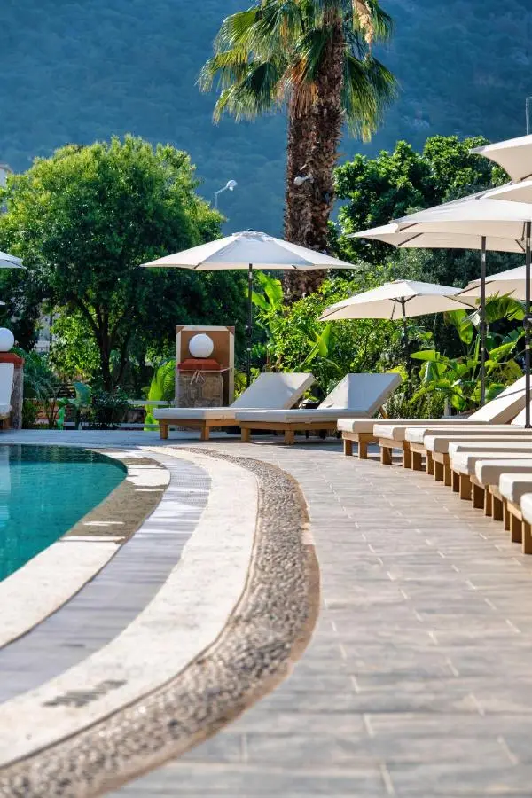Ata Lagoon Beach Hotel