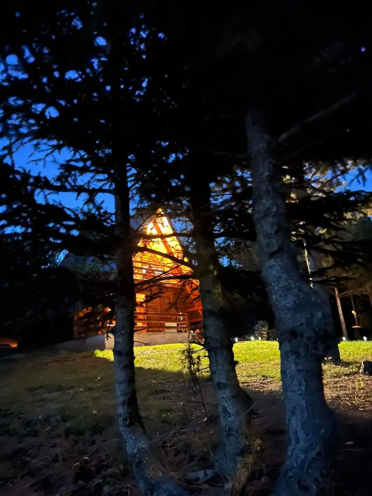 Cozy Forest Hut near Sarajevo with outdoor hot tub