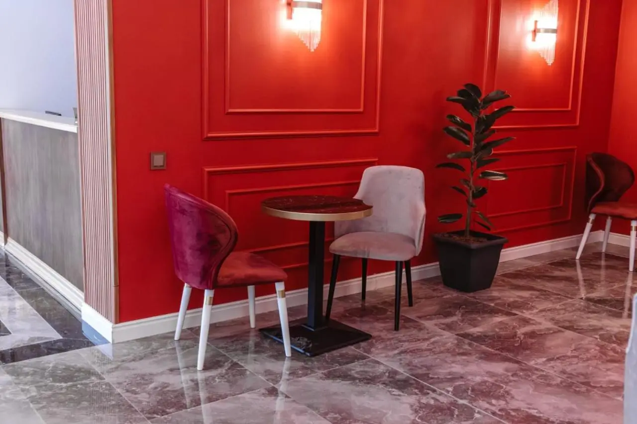 Mount Way Hotel