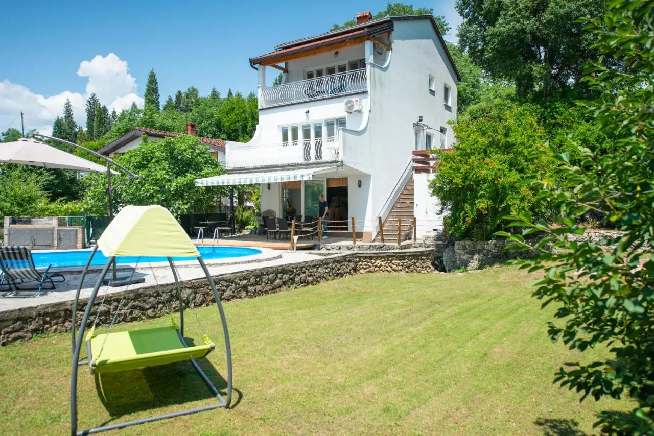 Villa Kosor Spring - Riverside