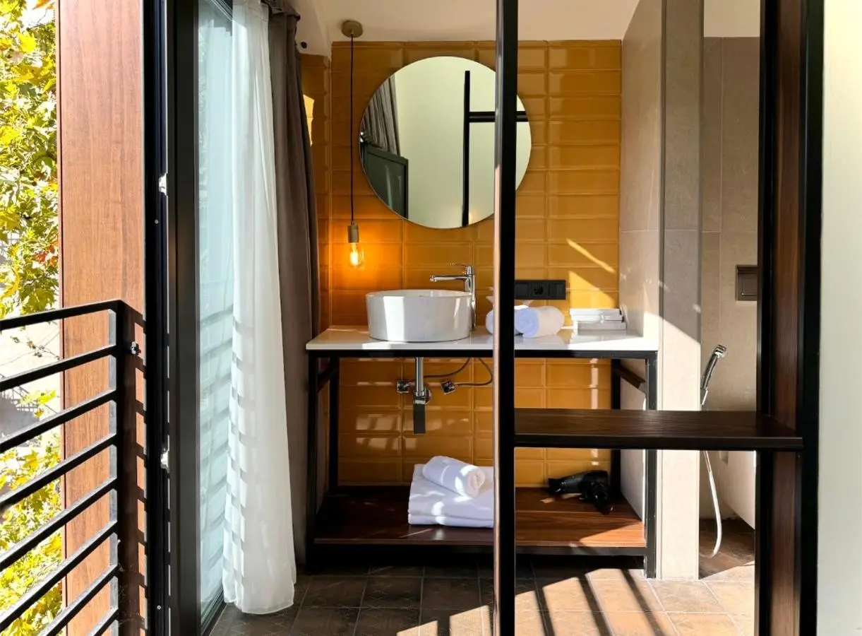 Design Hotel & Private Spa - Tbilisi Edition