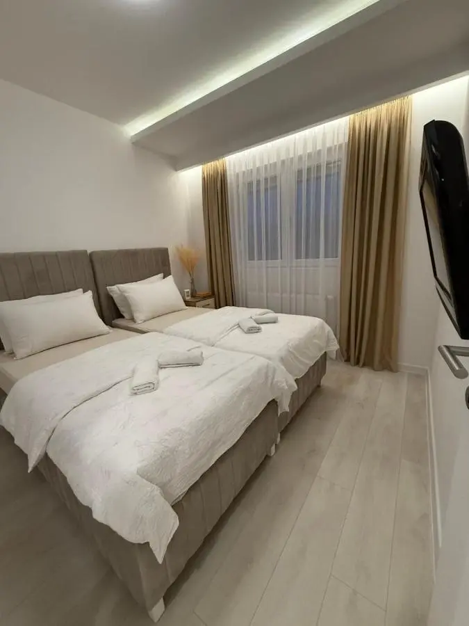 Apartmani Maja