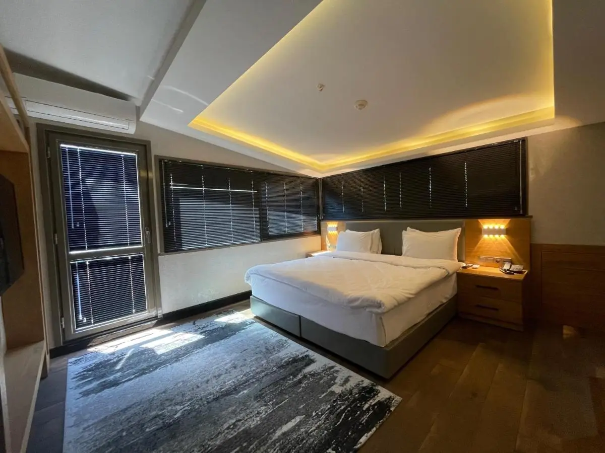 Feri Suites