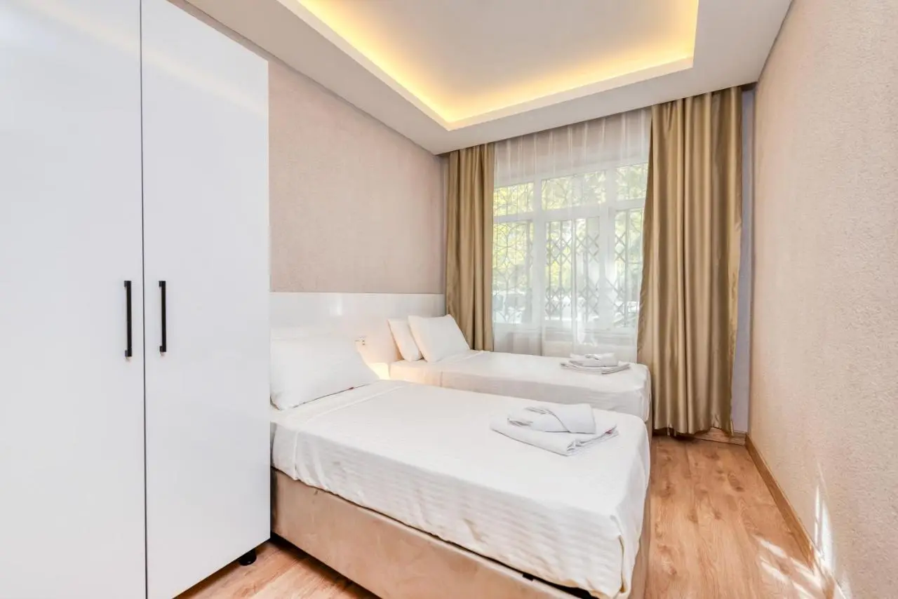 Port Apart Hotel