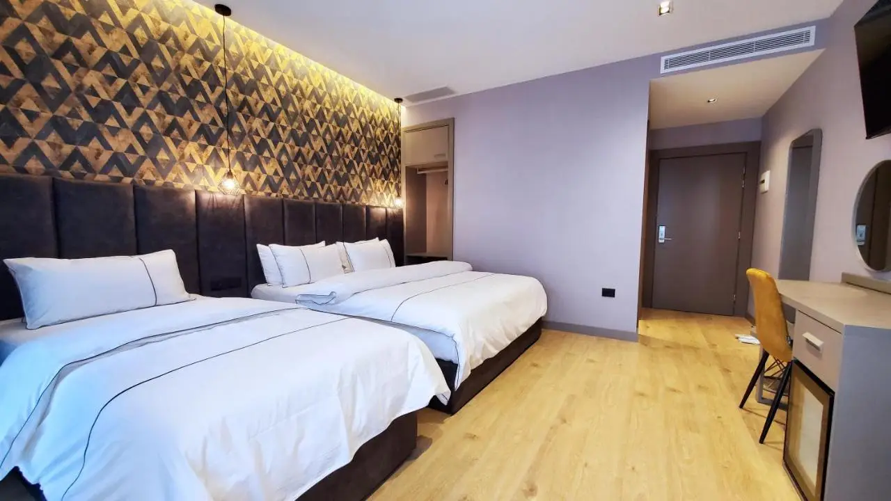 StarLight Hotel