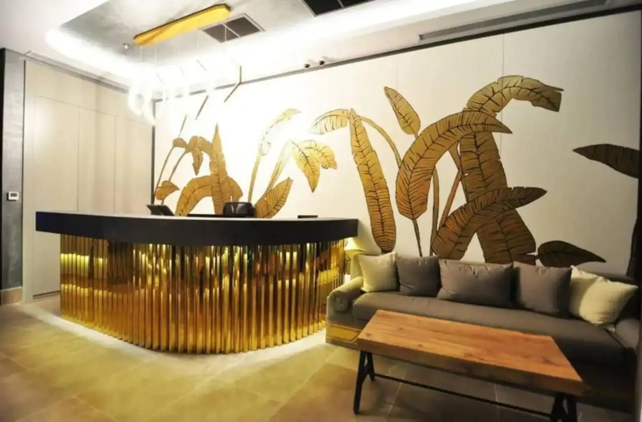 Gorgeous Modern 1BD Condo Views w PoolGym! #255