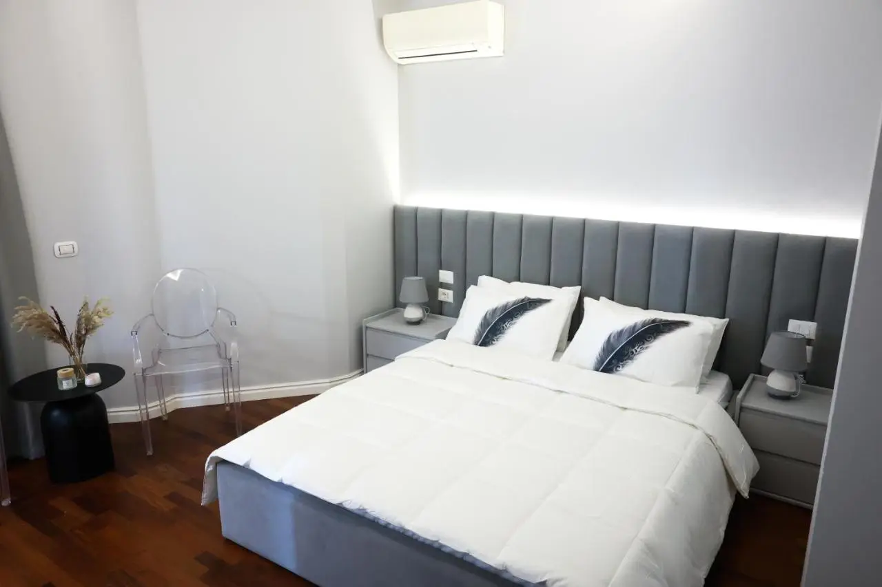 Lunarist Luxury Private Jacuzzi Suites Tirana