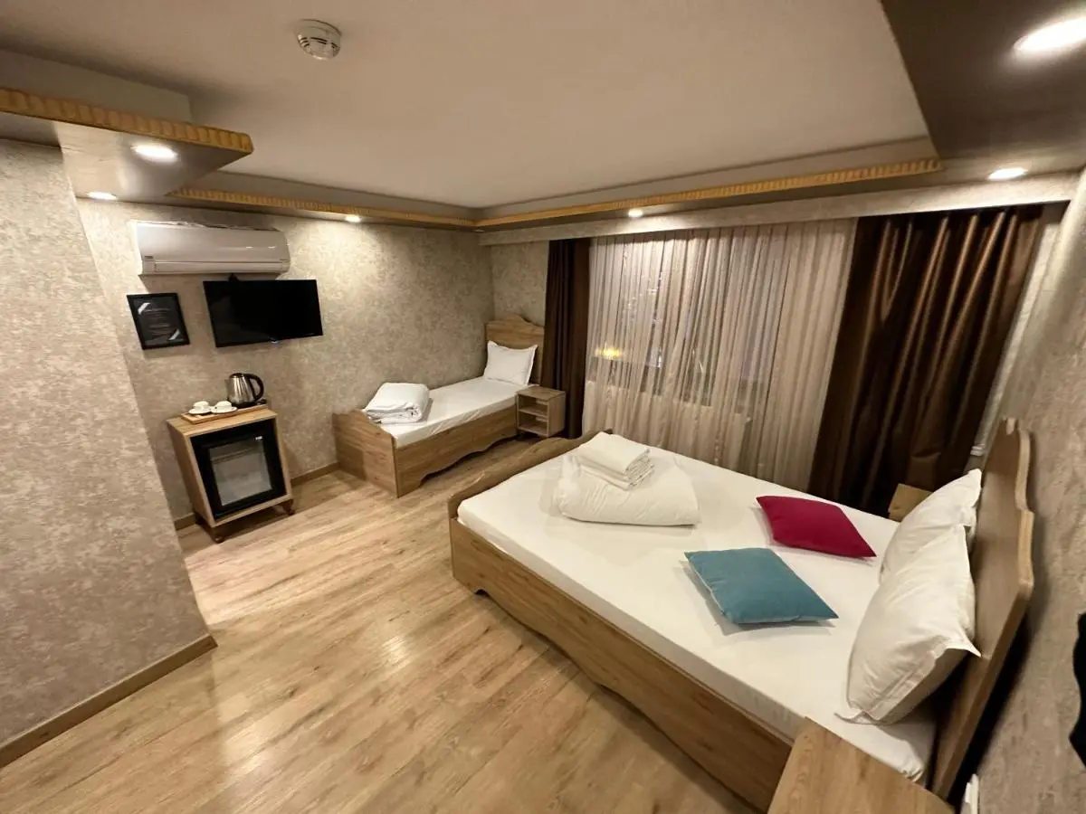 Golden Sail Hotel Old City