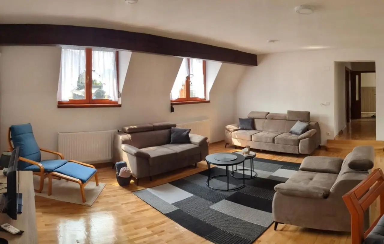 Apartment Leon