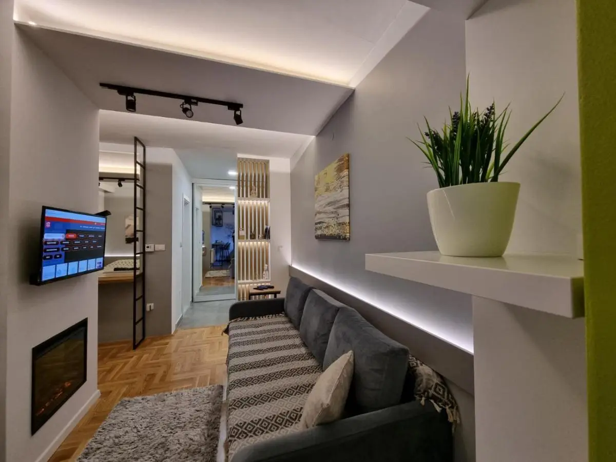 Studio Apartman Golden Lux 1
