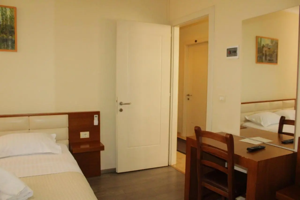 Bobi Hotel