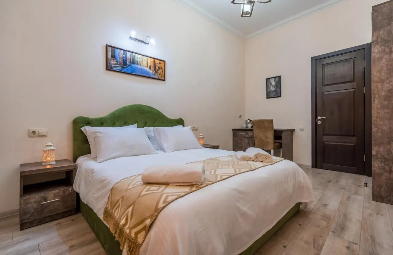 Golden Light Hotel