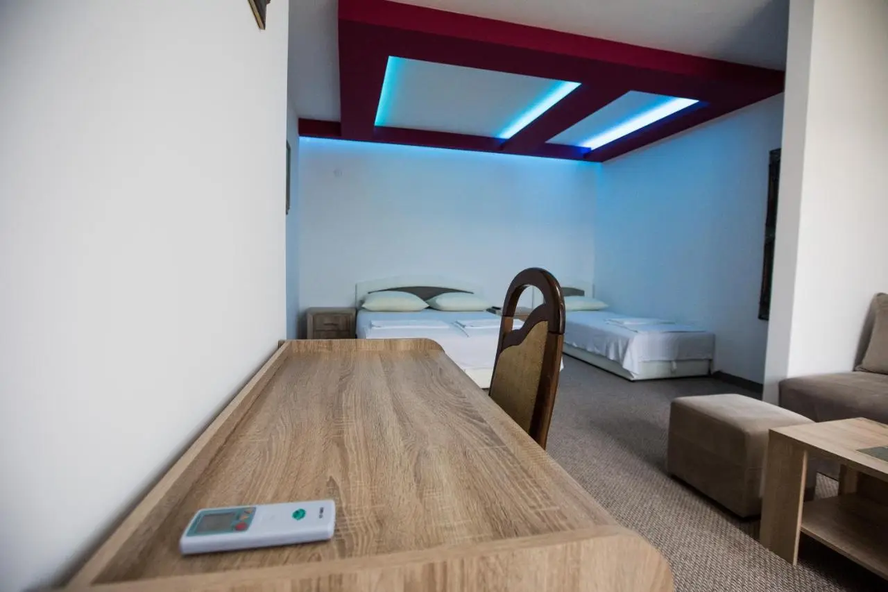 Motel Aura