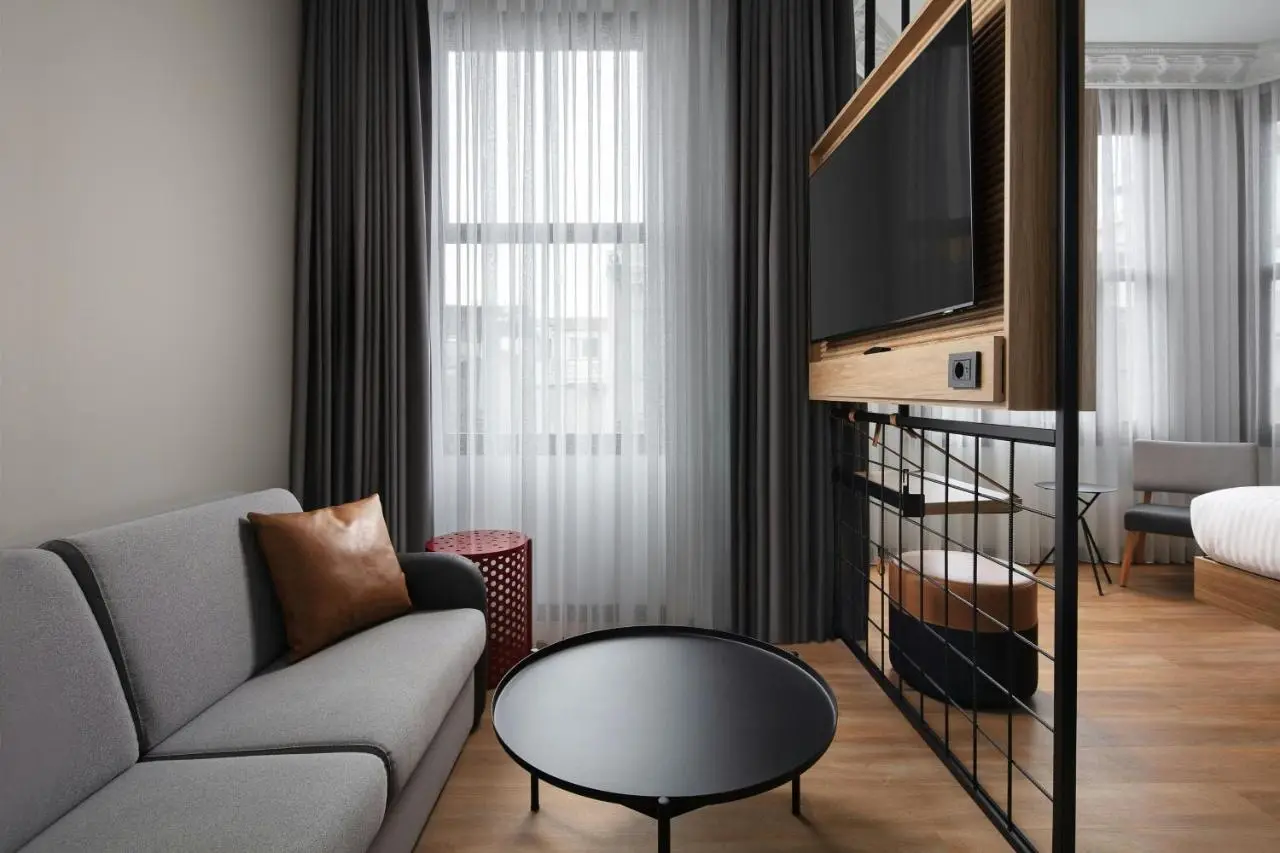 Moxy Istanbul Taksim