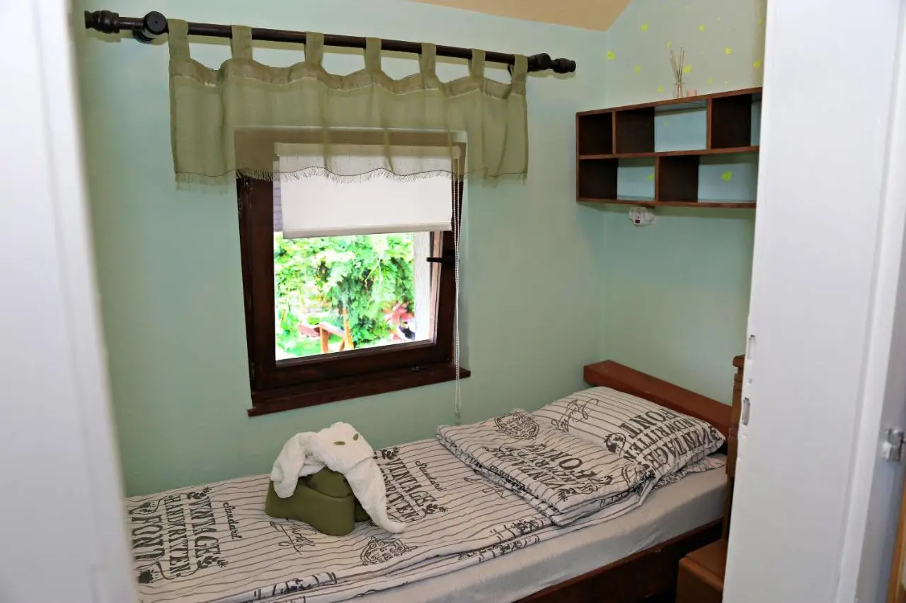 Merak Holiday Home