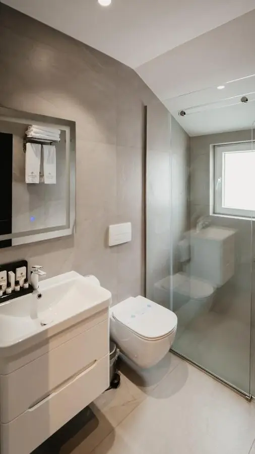 BAZ'HUR Boutique Hotel