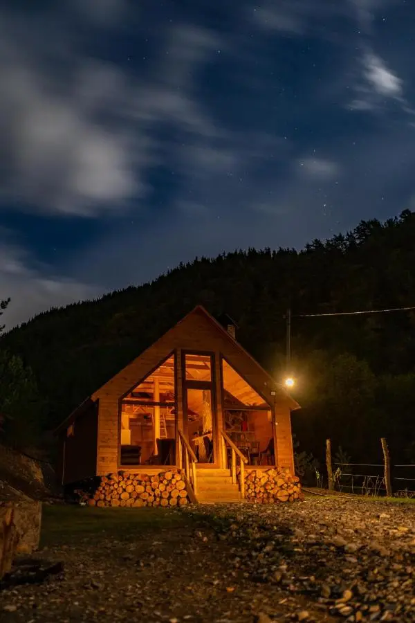 Cozy Cottage Feel Free continental