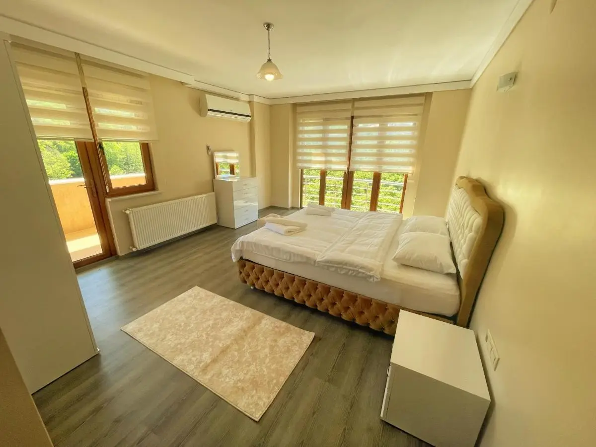 LUSTRA GARDEN SUİTE
