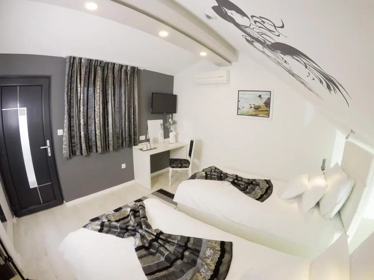 Rooms Villa Downtown
