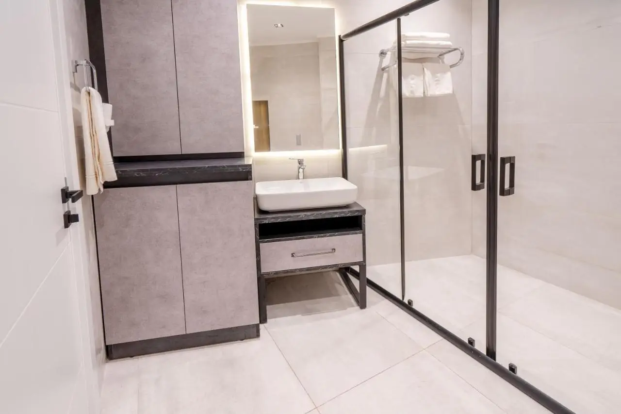 Verula City Suites