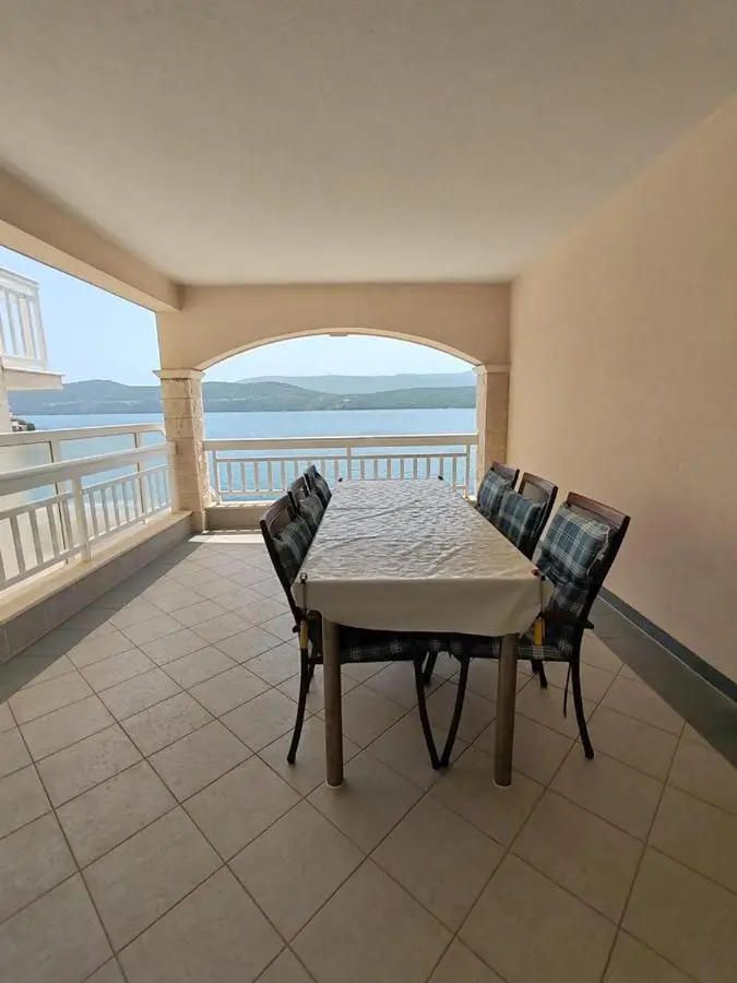 Villa Raguž sa Privatnom plažom i Garažom