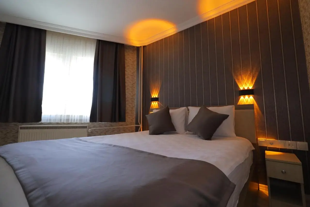 Artan Hotel