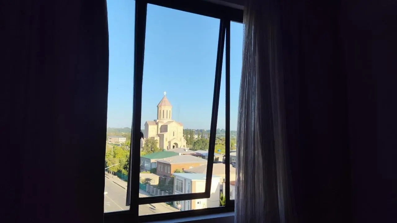 Hotel Red Tower