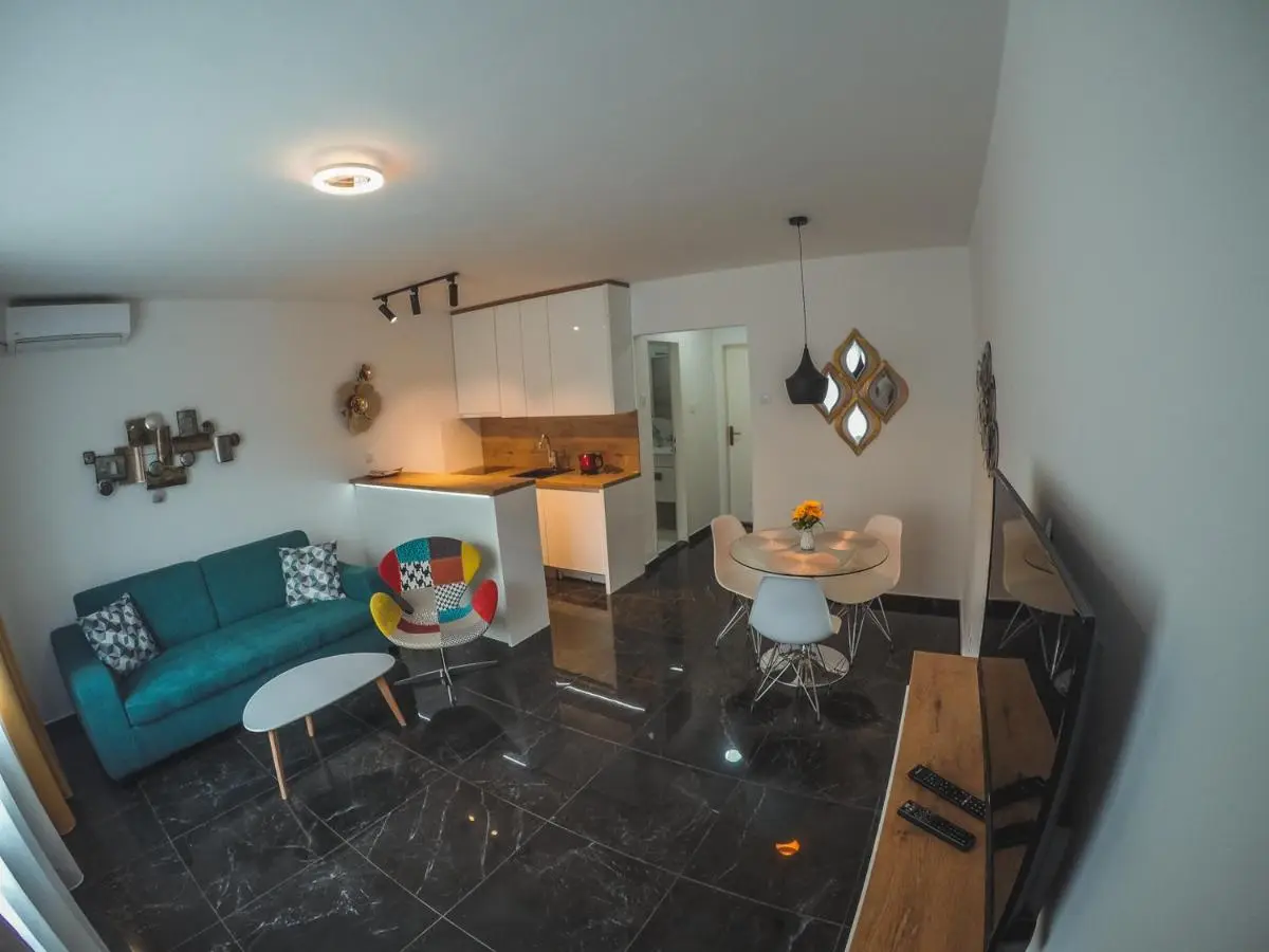Apartment Latin Bridge