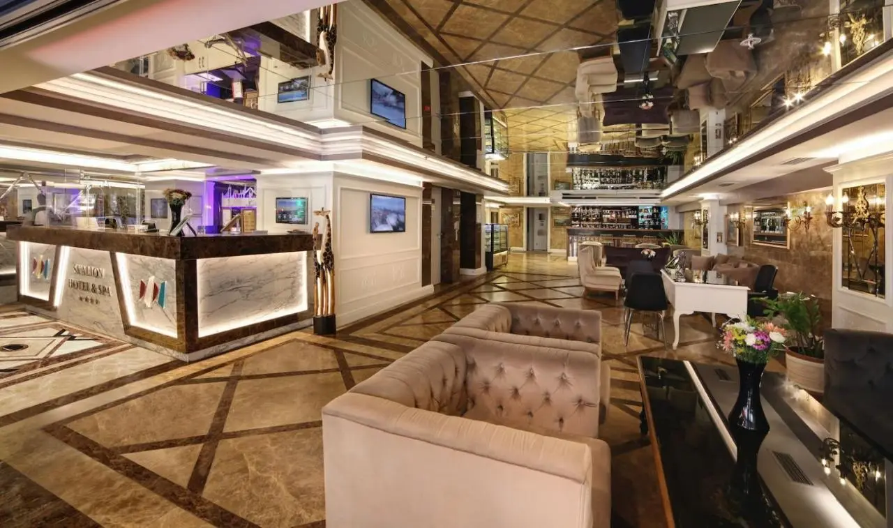 Skalion Hotel