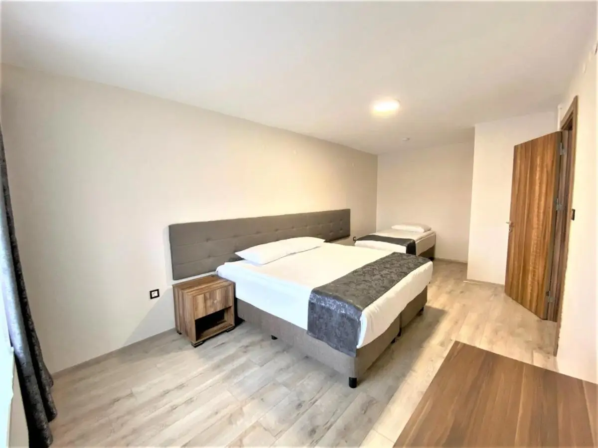 Zümrüt Palas Otel