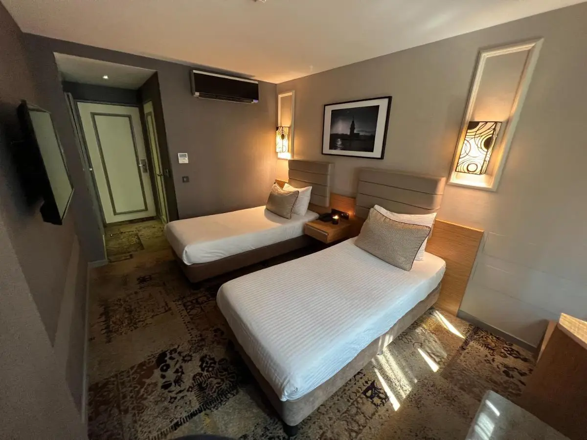All Seasons Hotel