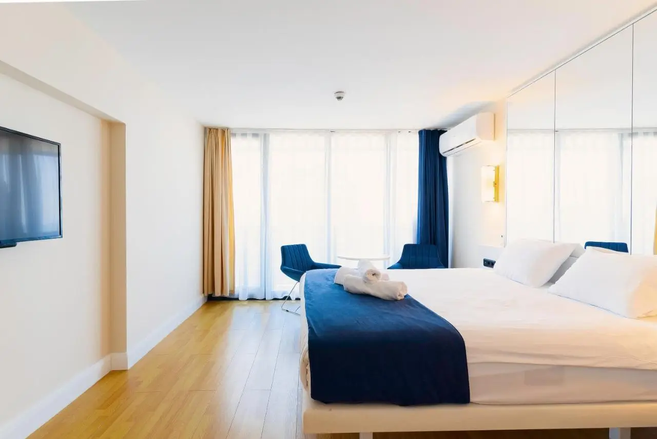 Luxury Sea View Apartments
