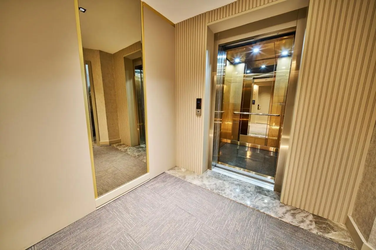 Elysia Hotel