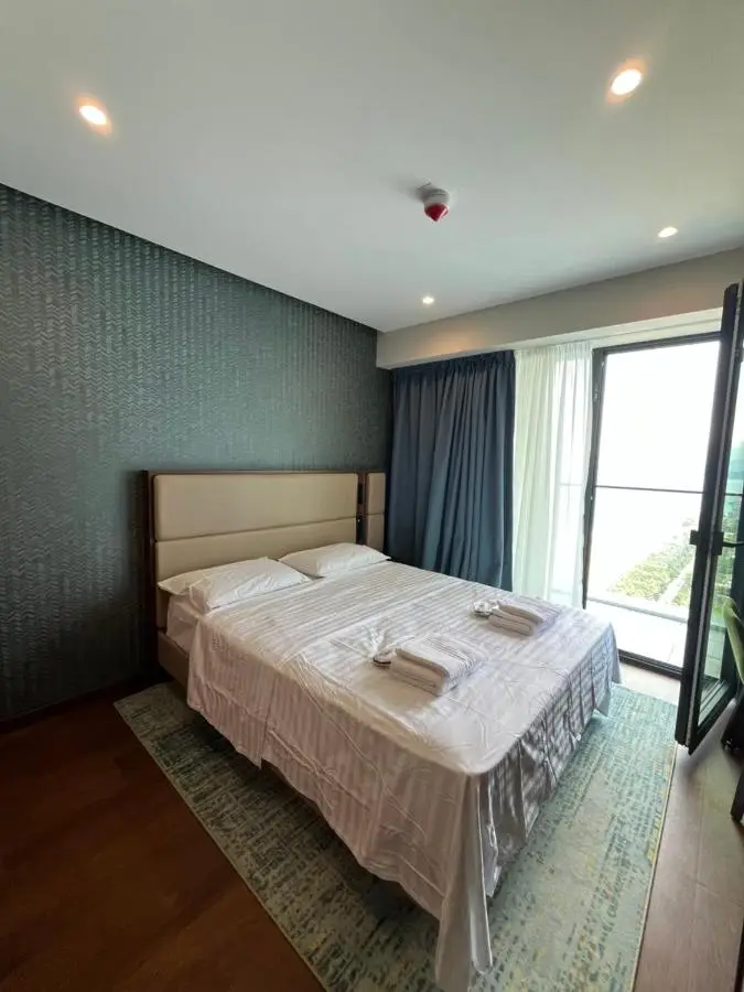 HOTEL L - Bakuri