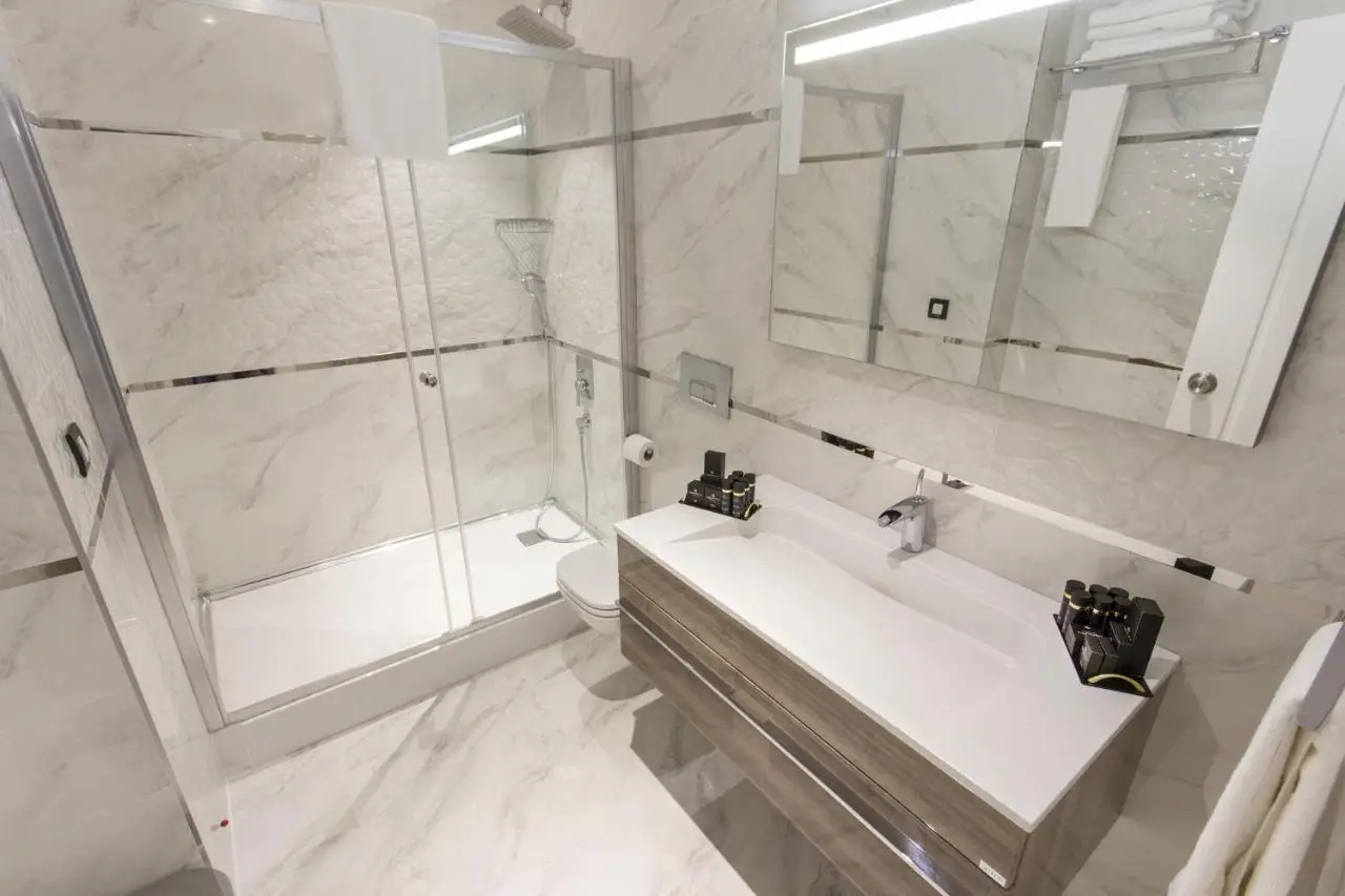 Dencity Hotels & Spa