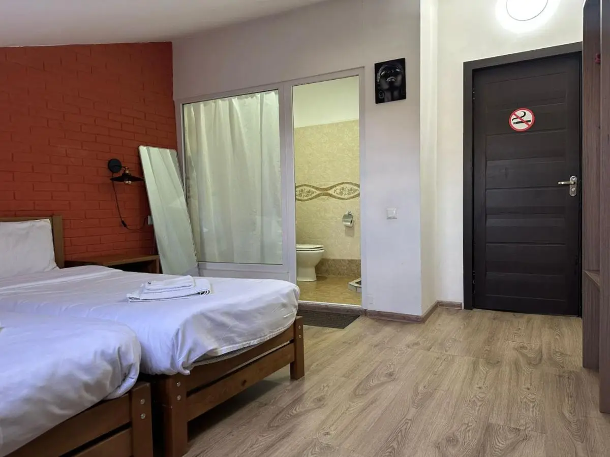 Tbil Inn Hotel