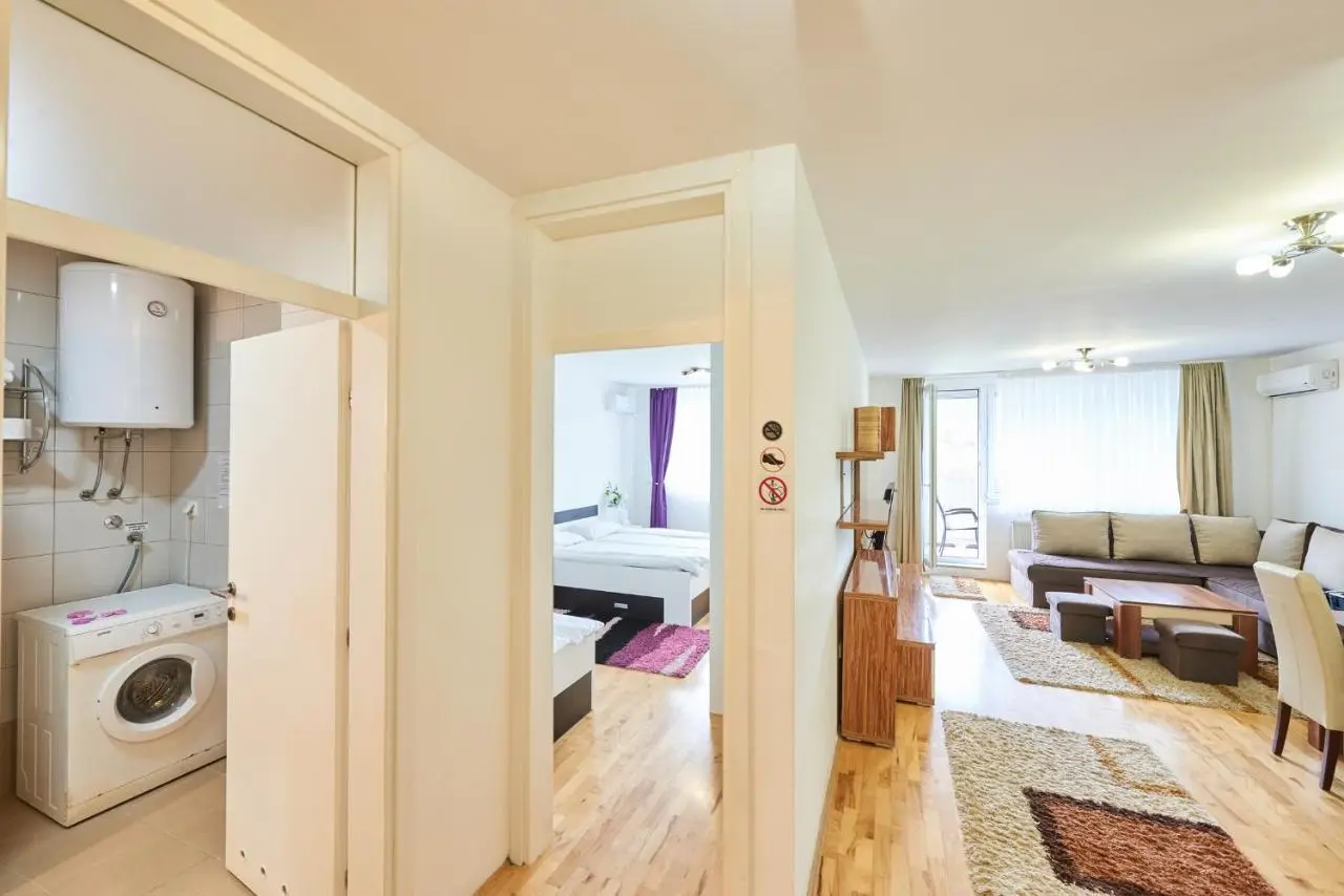RIVER VIEW Apartments