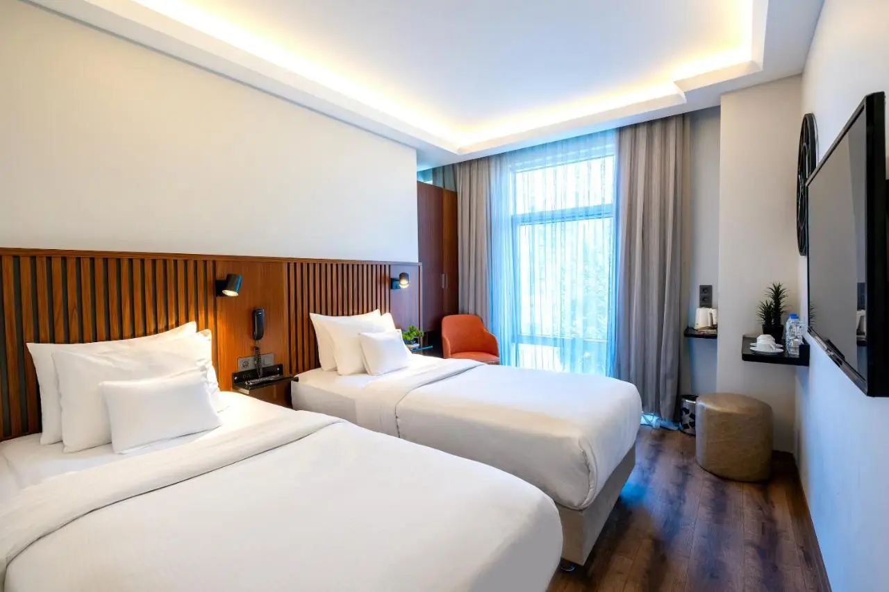Discovery Hotel