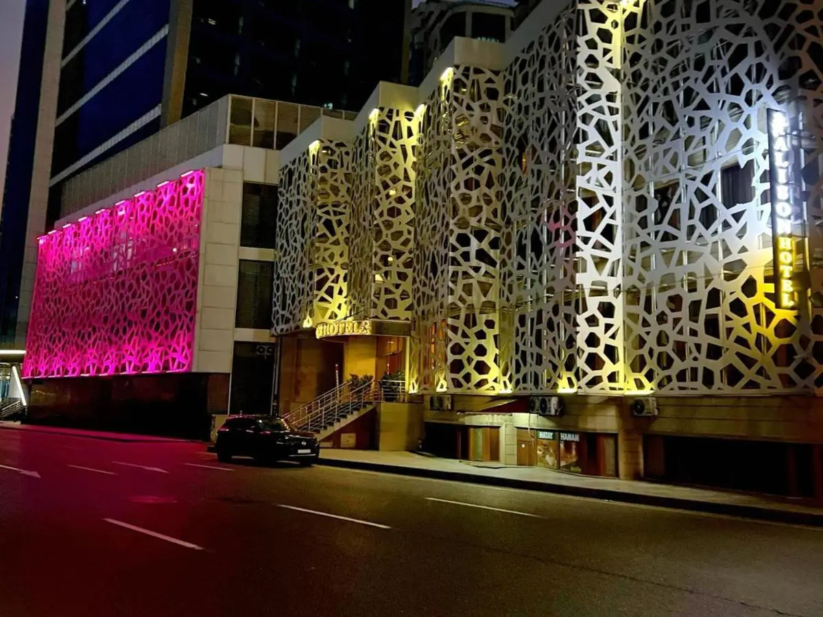 Alison Boulevard Hotel